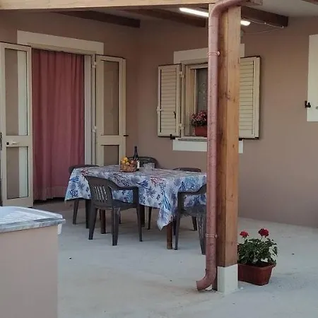 Nonna Rosa Dependance Apartment